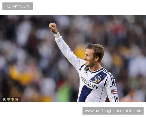 足球球星背带的时尚魅力与实用性分析:运动与潮流的完美融合 足球球星背带的时尚魅力与实用性分析:运动与潮流的完美融合